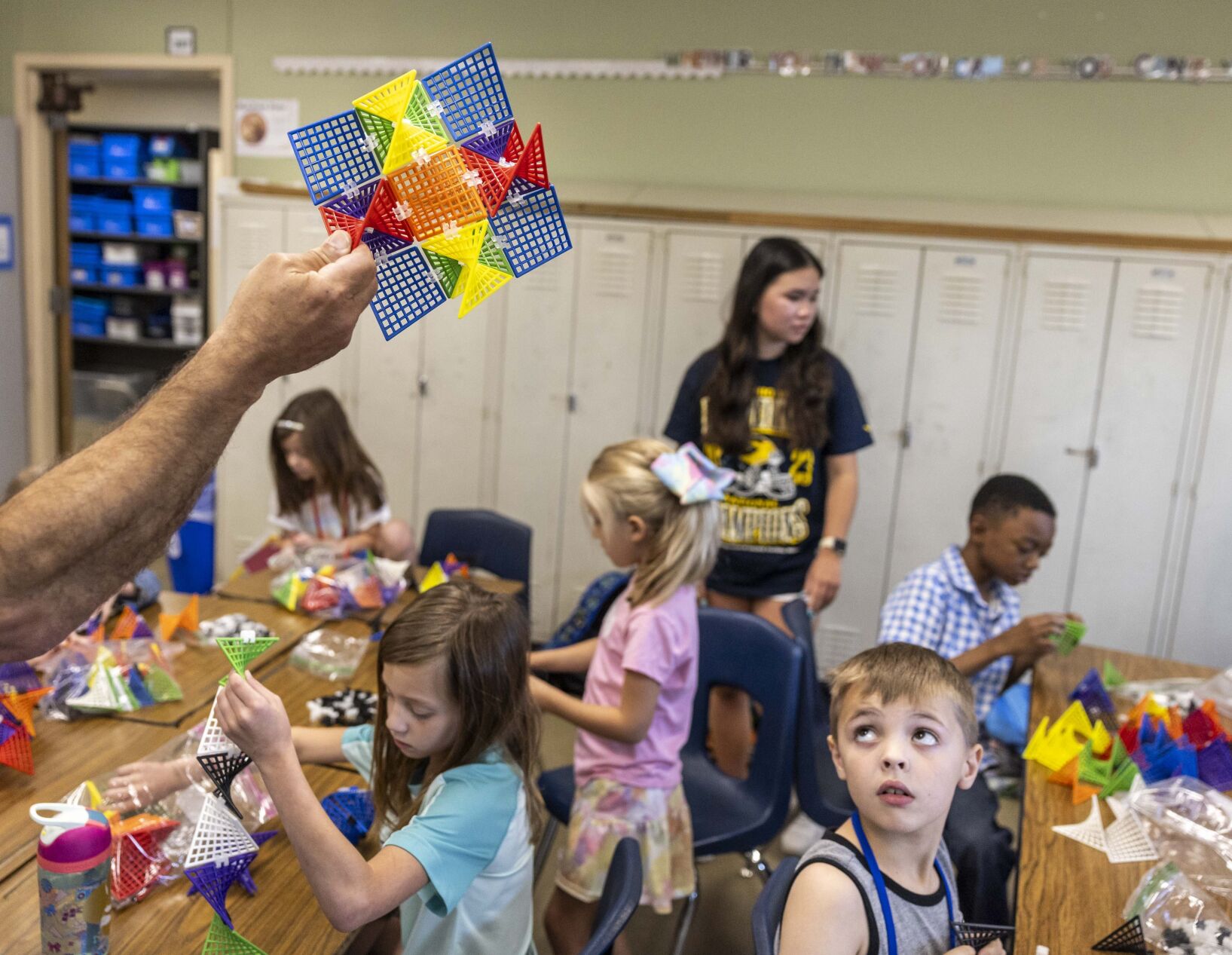 HyperTile demonstration at Blades Elementary School